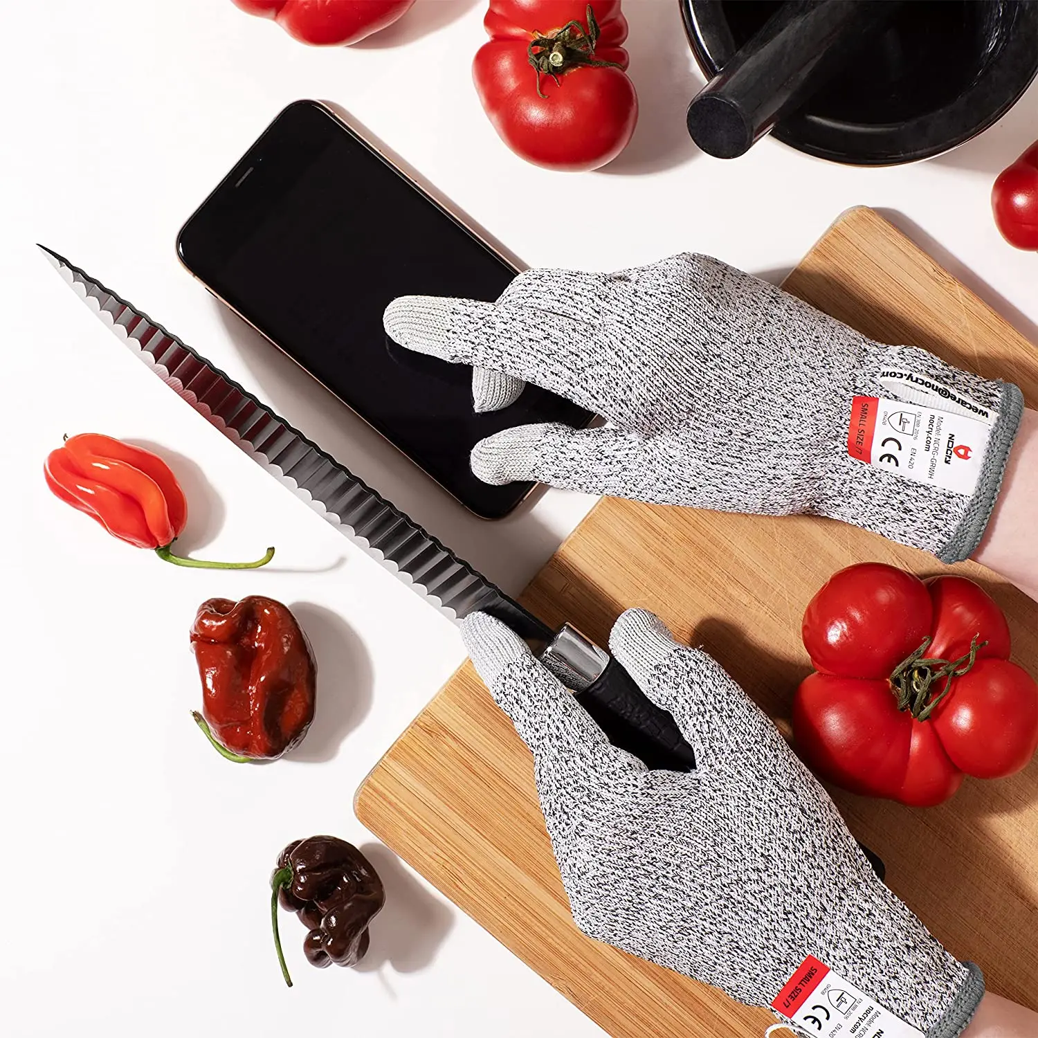 Rękawice odporne na przecięcia – Leveling Leatherworking recenzja i cena