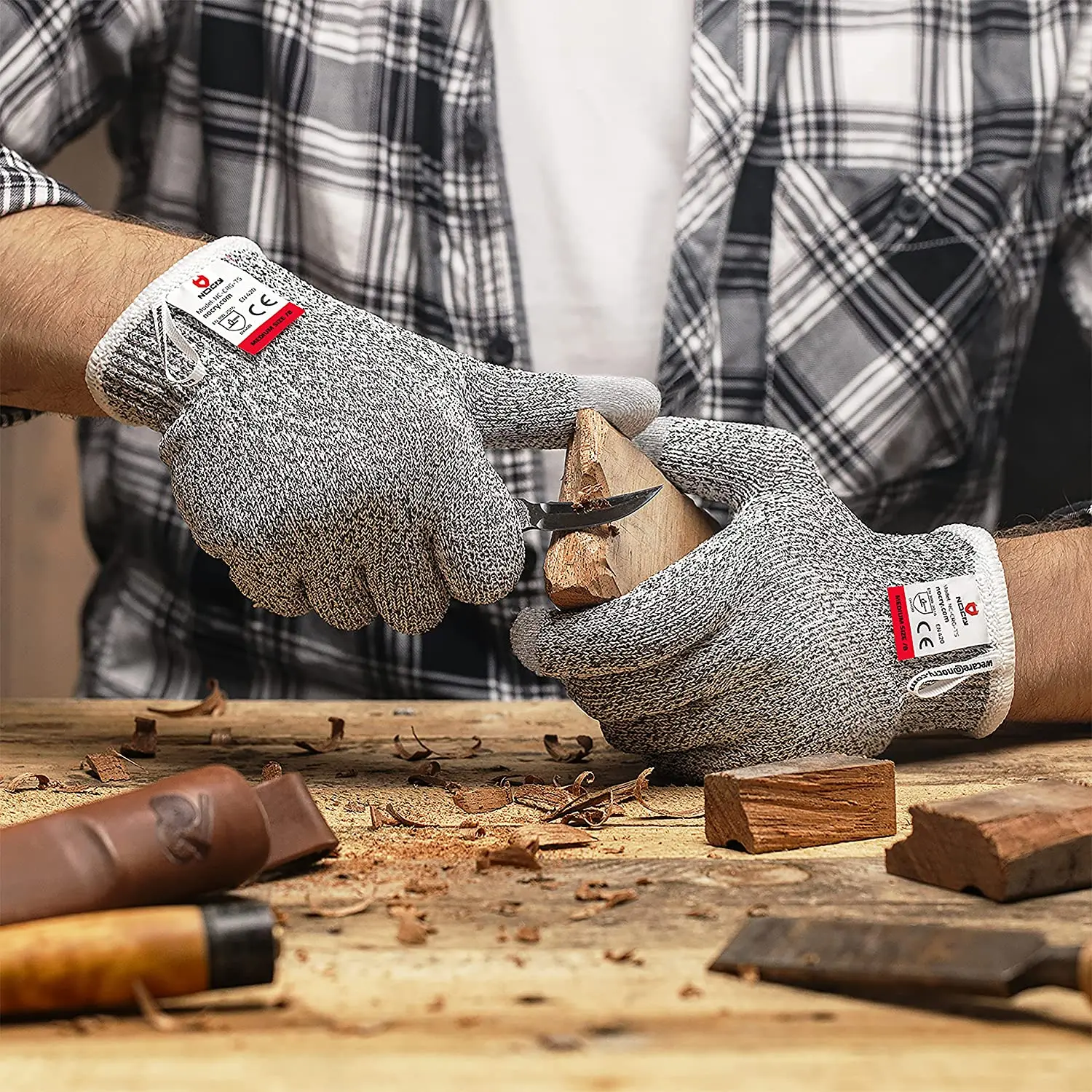 Rękawice odporne na przecięcia – Leveling Leatherworking recenzja i cena